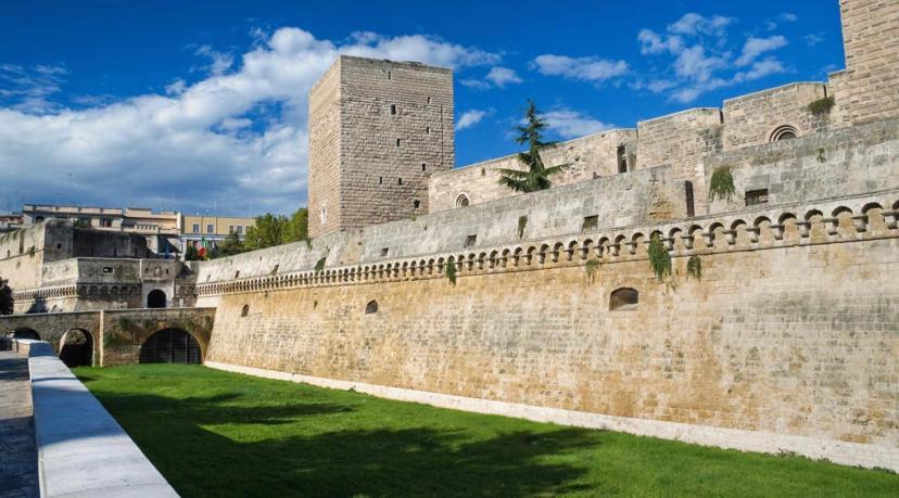 Castle Suite Bari Buitenkant foto